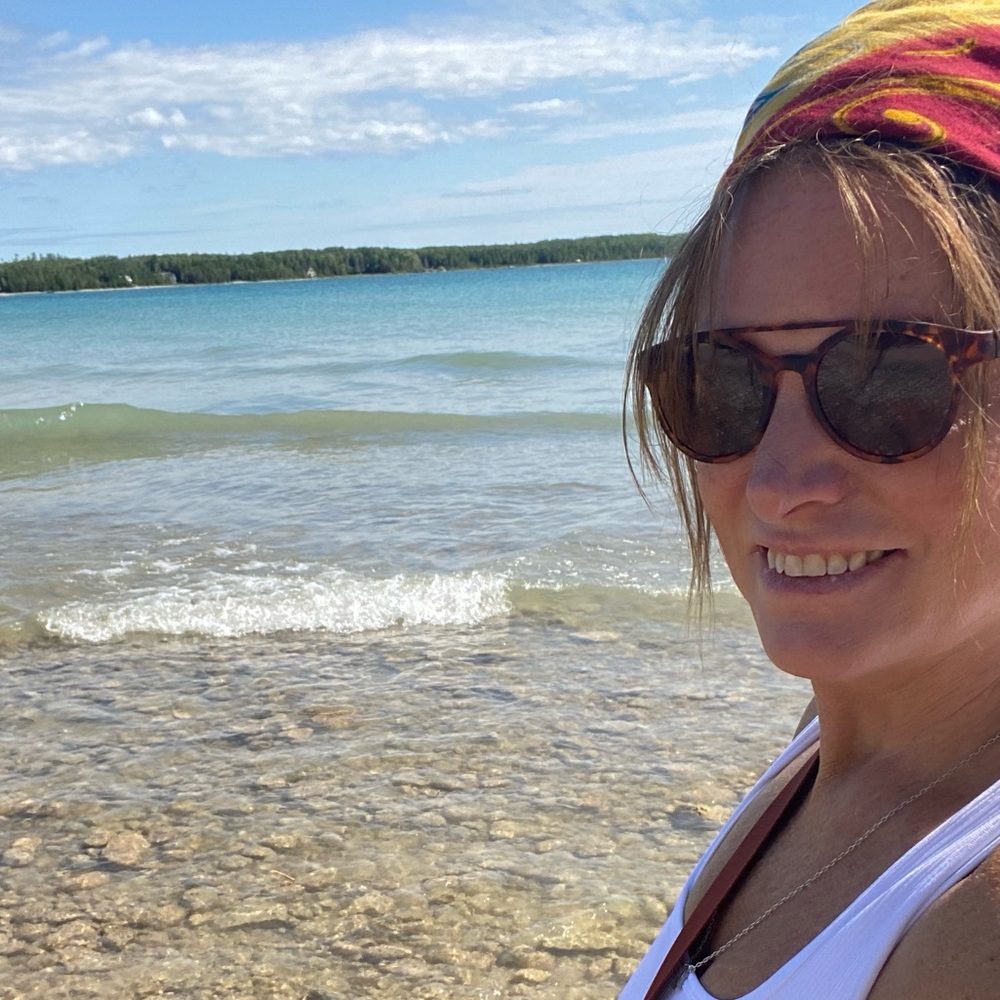 Meet your Posher, Lisa